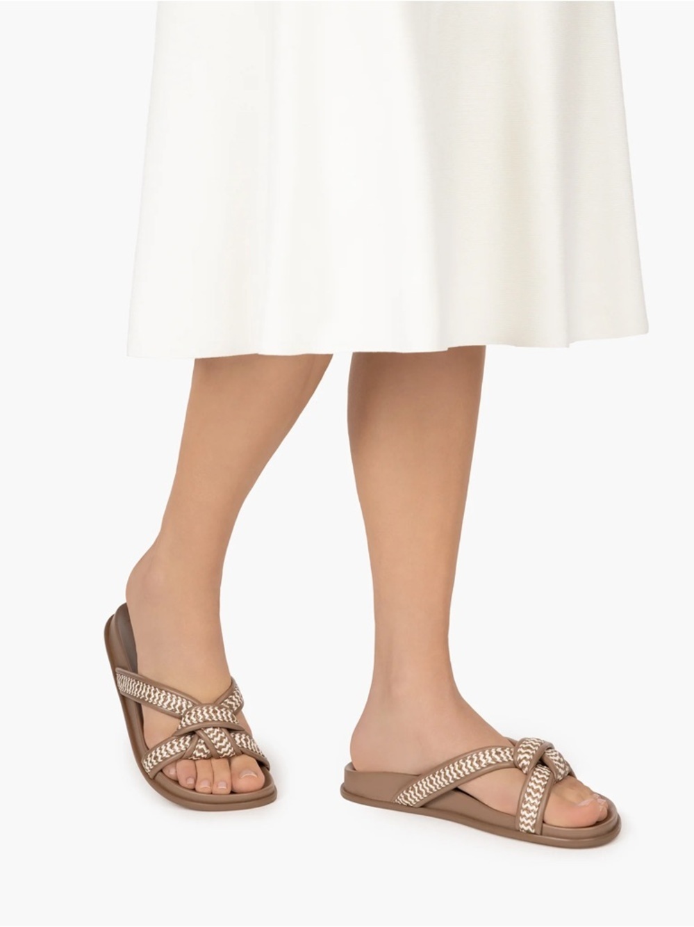 Eric Javits Notti Latte Braided Straw Knot Slip On Sandals Size 10